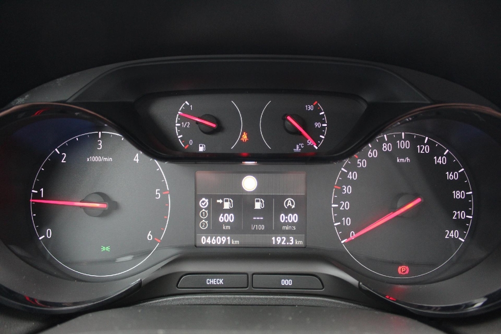 Opel Grandland X 2019 фото 4