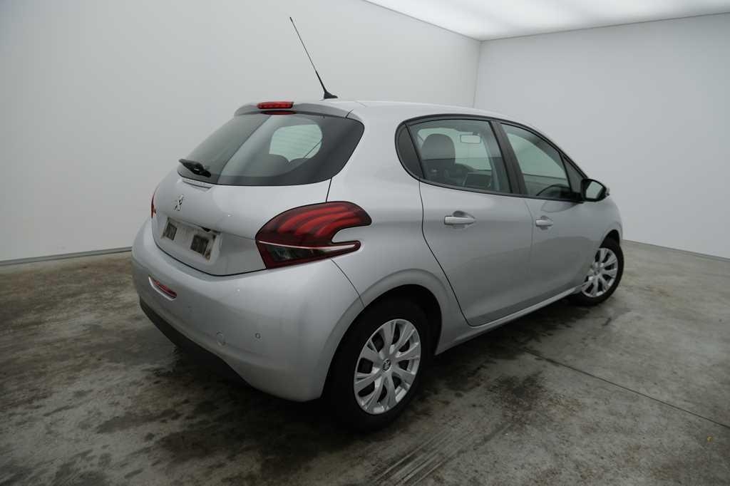 Peugeot 208 2017 фото 2