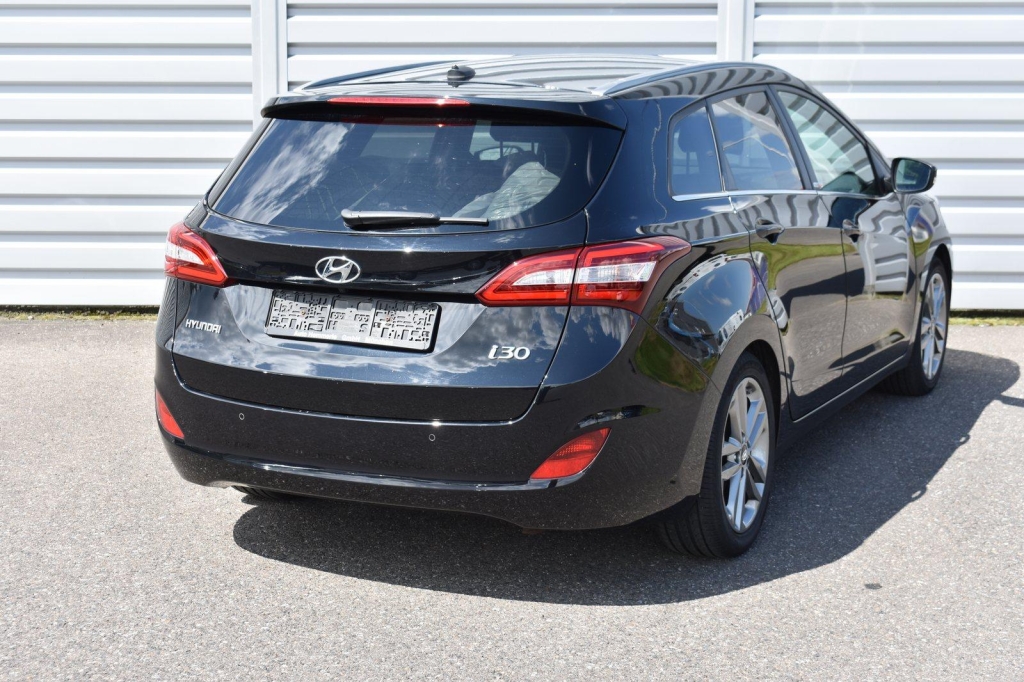 Hyundai i30 CW 2017 photo 4