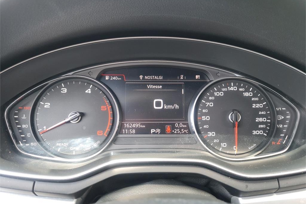 Audi A4 Avant 2018 фото 6