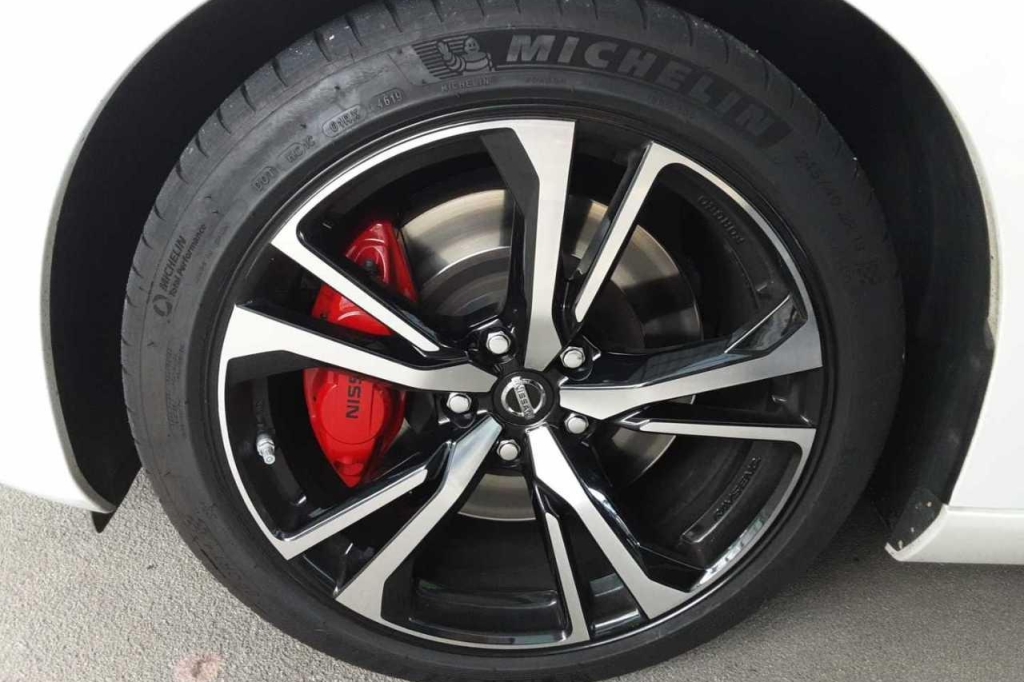 Nissan 370Z 2018 фото 2