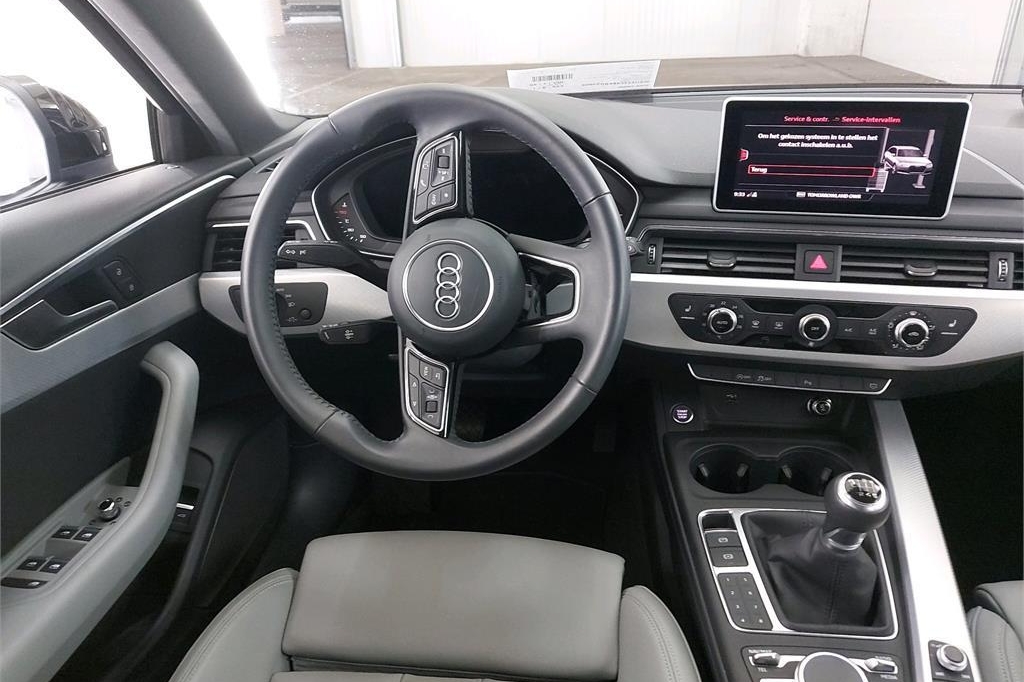 Audi A4 Avant 2019 photo 7