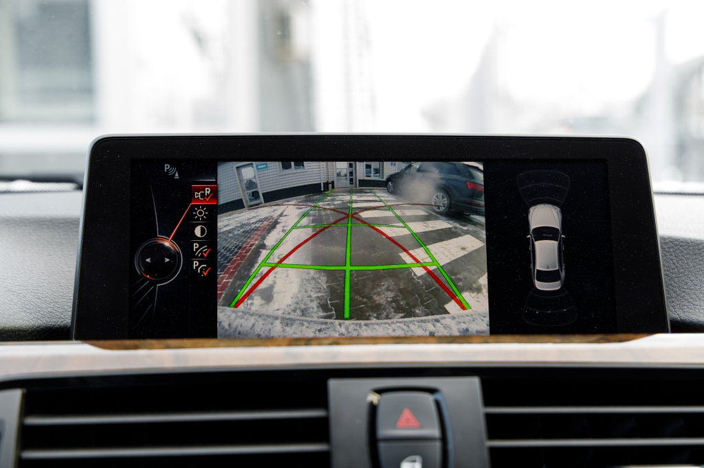 BMW 328 xDrive 2014 фото 14