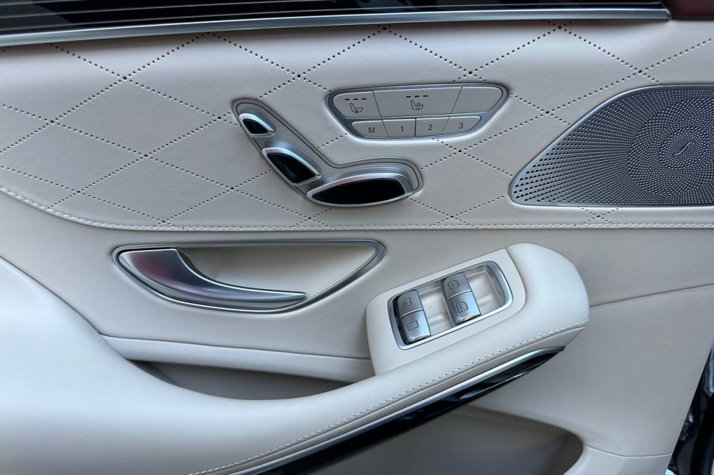 Mercedes-Benz S-Class 63 AMG 2018 photo 21