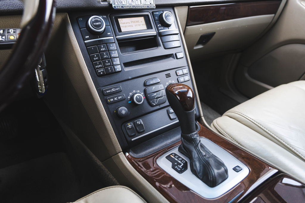 Volvo XC90 2013 фото 24