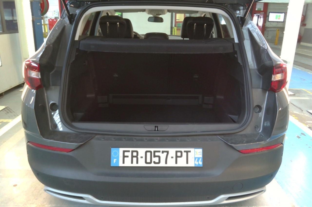 Opel Grandland X 2020 photo 2