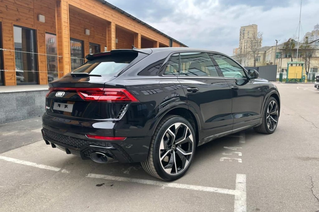 Audi RS Q8 leasing 0 Percent 2021 photo 4
