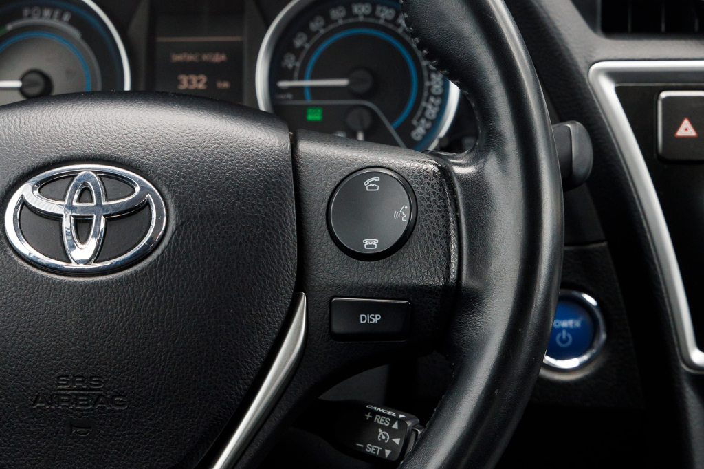 Toyota Auris Hybrid 2012 photo 24