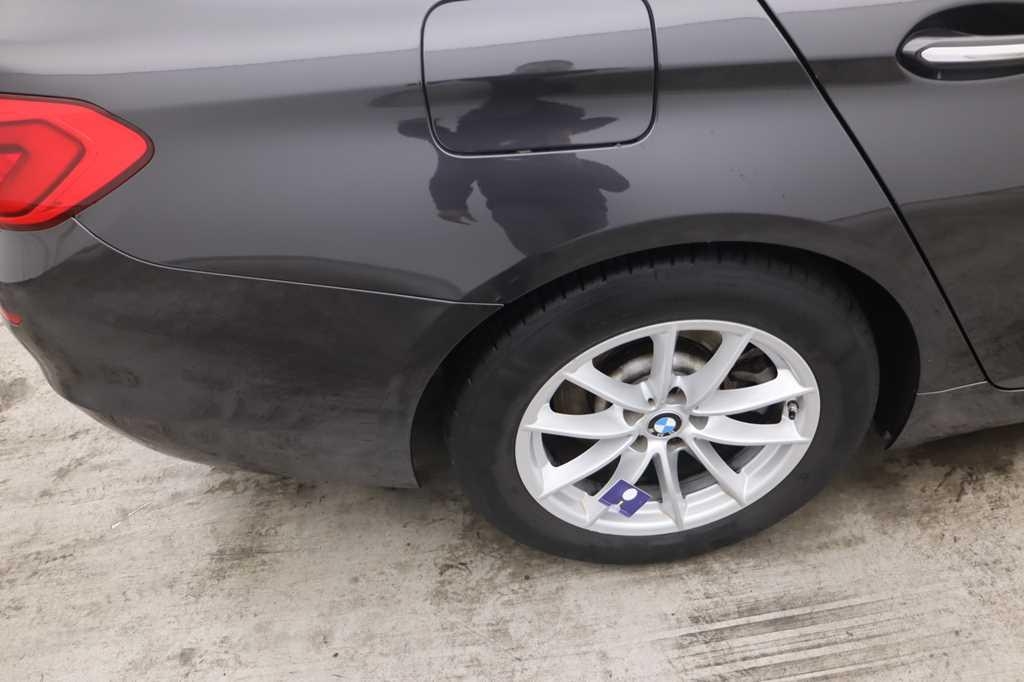 BMW 5er Touring 2018 photo 19