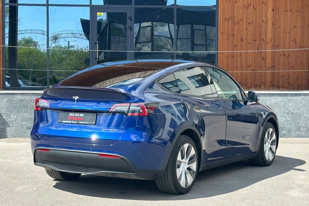 Tesla Model Y Long Range 82 kWh Dual Motor  2021 photo 5