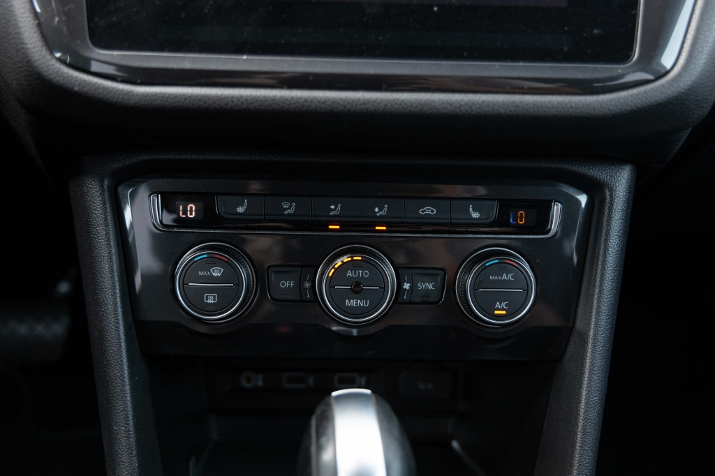 Volkswagen Tiguan SE 2017 фото Volkswagen Tiguan SE 2017 фото 25