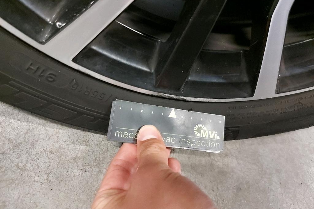 Volvo V40 2016 фото 35