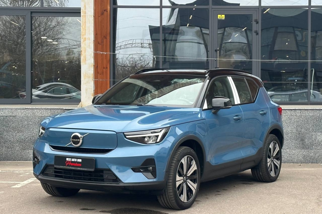 Volvo XC40 Recharge P8 Electric 78 kWh 2023 photo 2