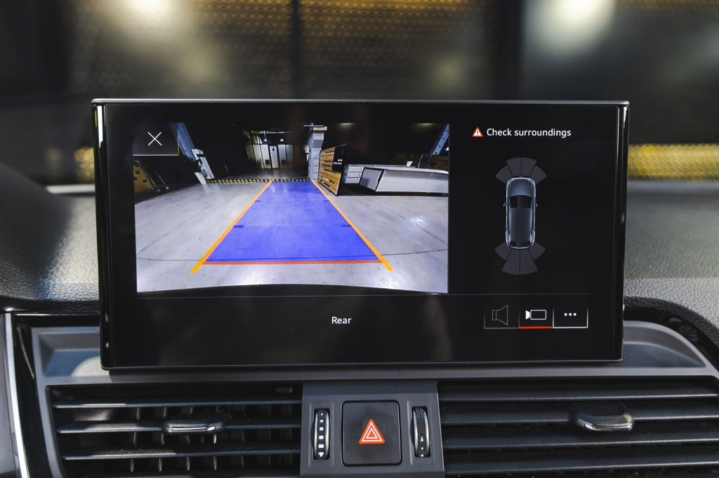 Audi Q5 2020 фото 28