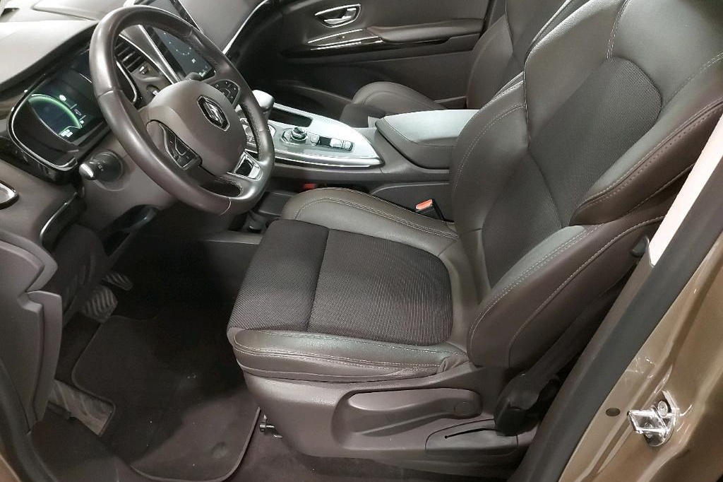 Renault Espace 2016 photo 11