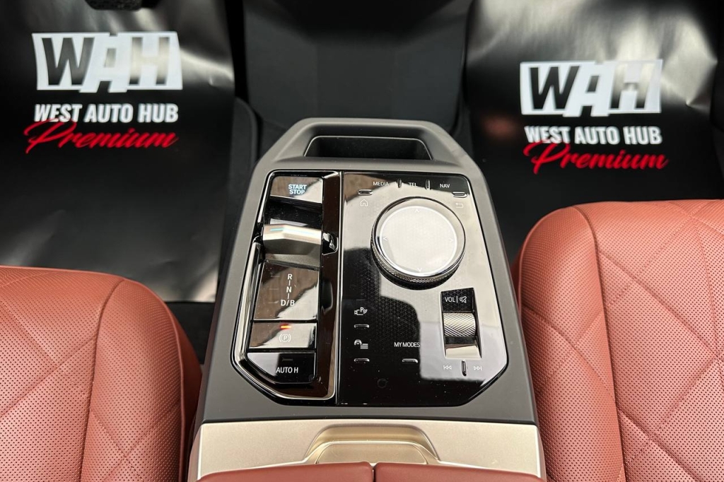 BMW iX xDrive40 2023 photo 22