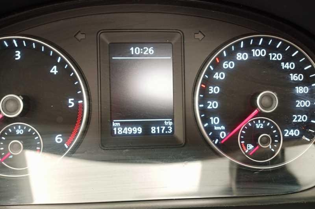 Volkswagen Touran 2015 photo 7