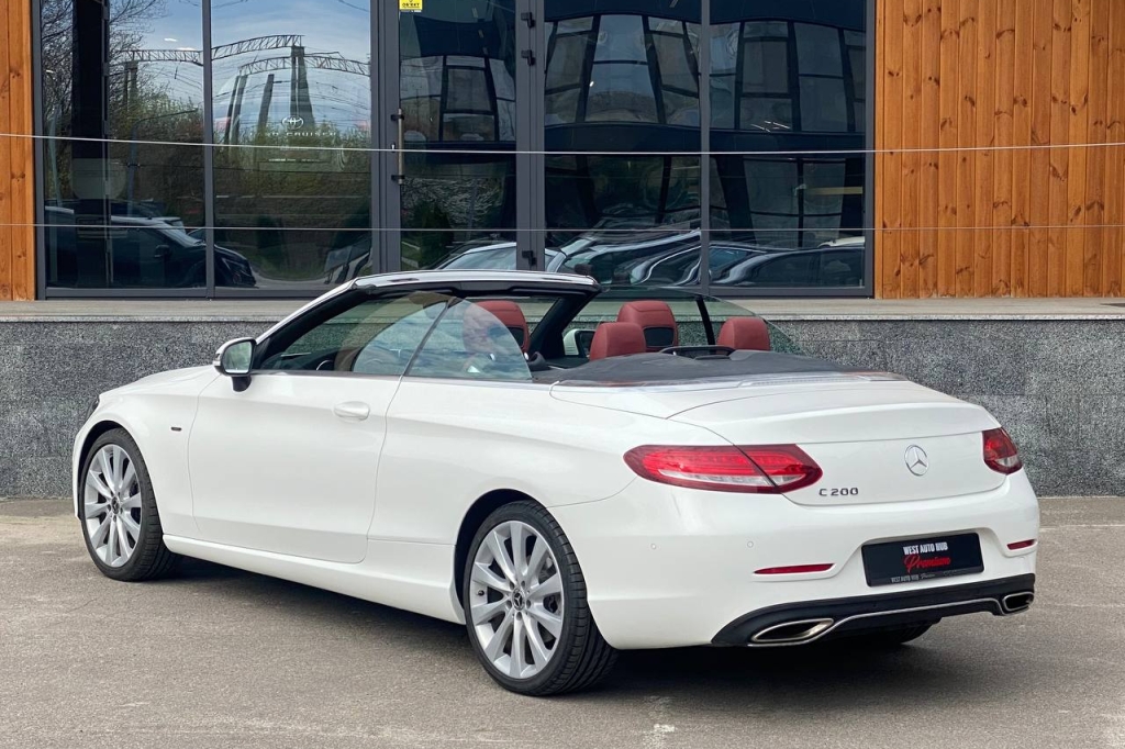 Mercedes-Benz C 200 Edition 1 2017 photo 3