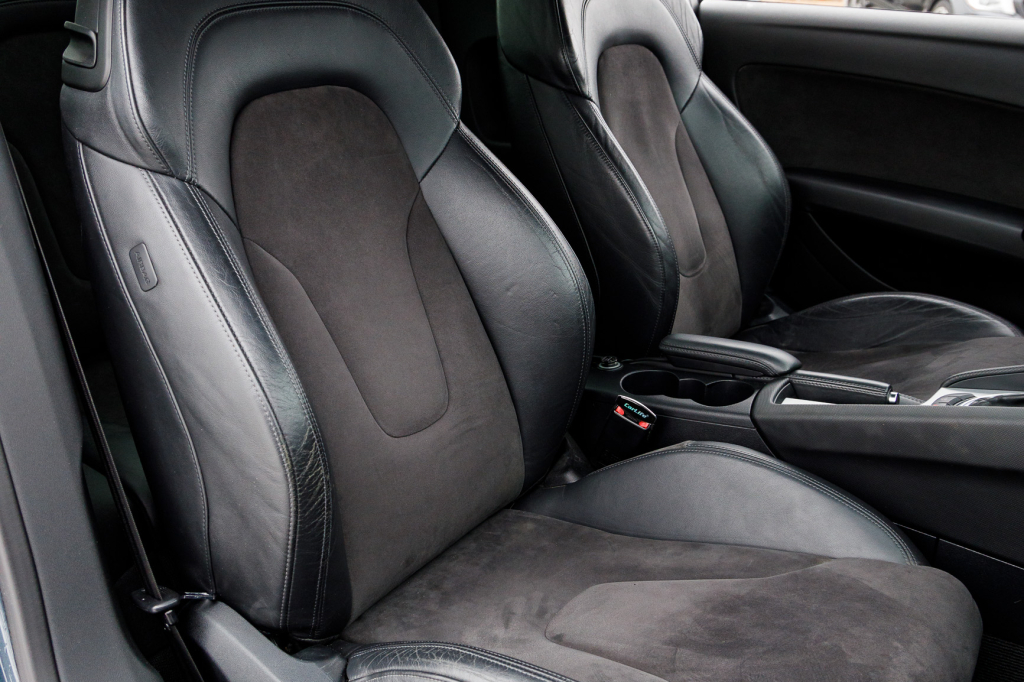 Audi TT Premium Plus Quatro 2010 photo 11