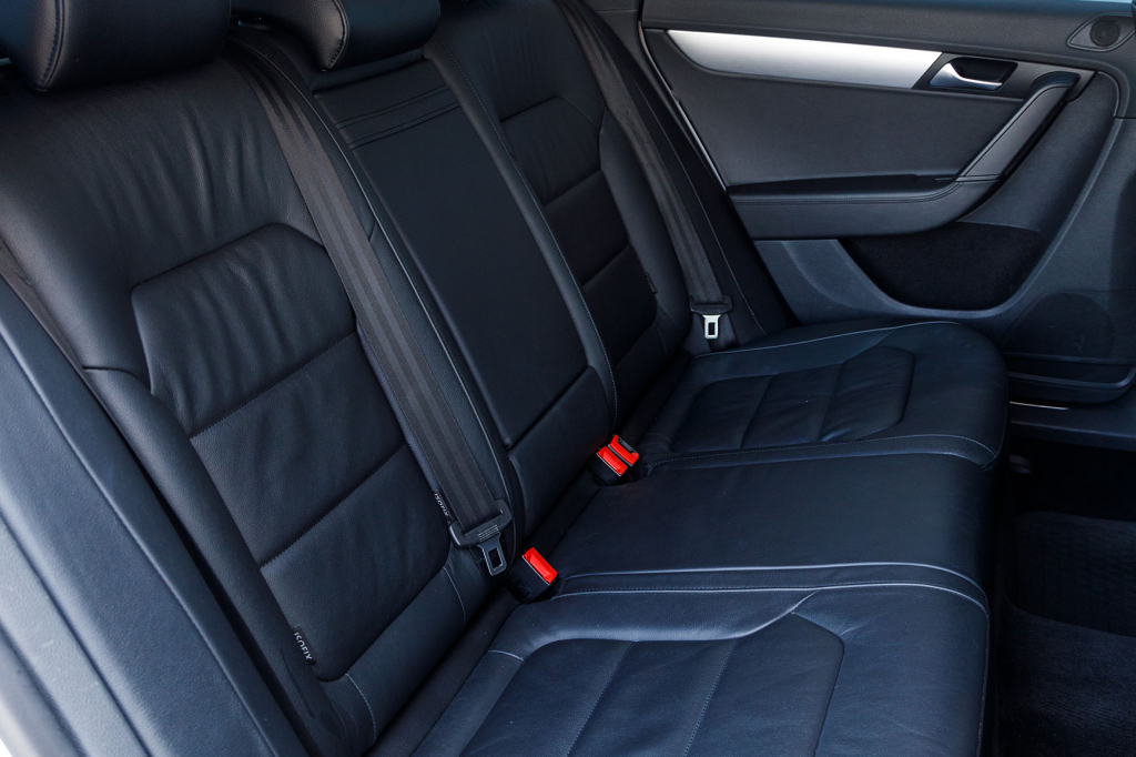 Volkswagen Passat Alltrack 2013 photo 24