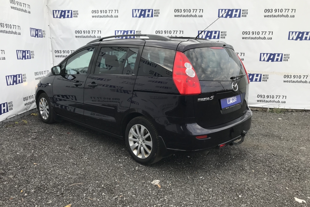 Mazda 5 photo 3