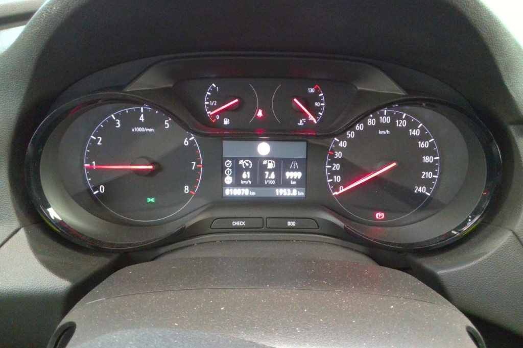 Opel Grandland X 2020 фото 6