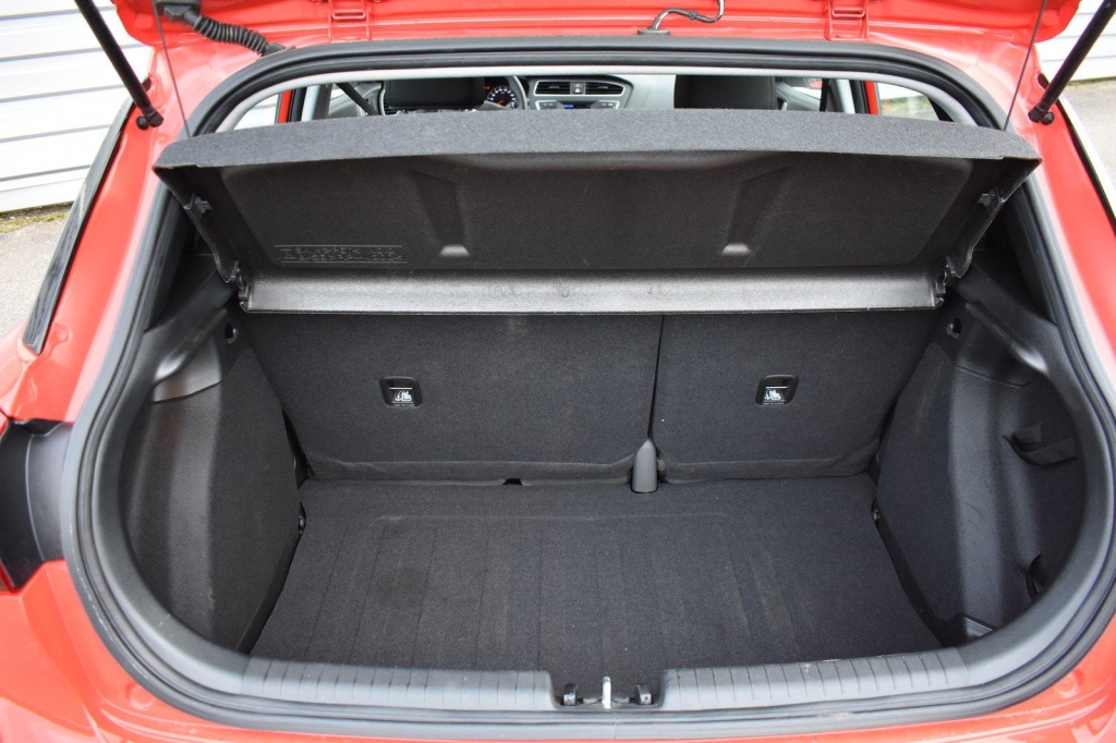 Hyundai i20 2020 фото 5