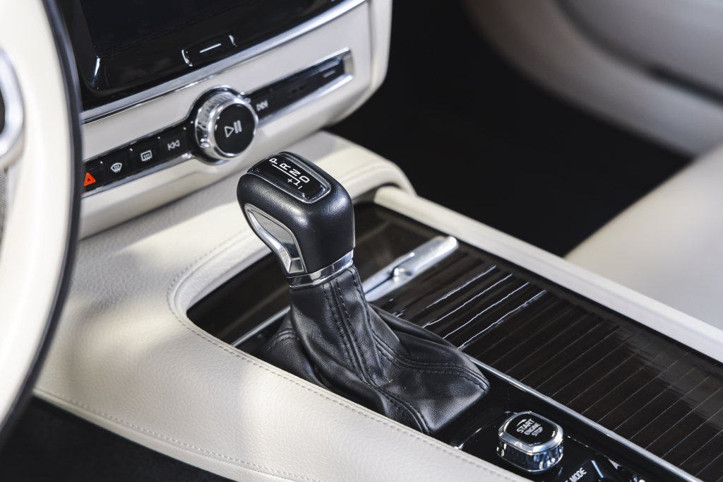 Volvo S90 2018 фото 30