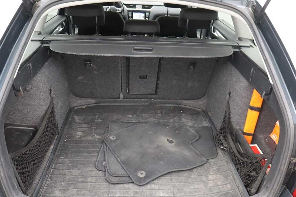 Skoda Octavia Combi 2016 фото 34