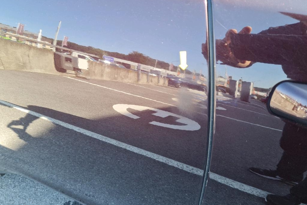 Jaguar XF 2018 фото 13