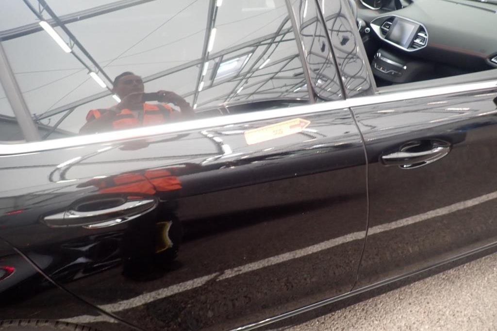 Peugeot 308 GT 2019 фото 30