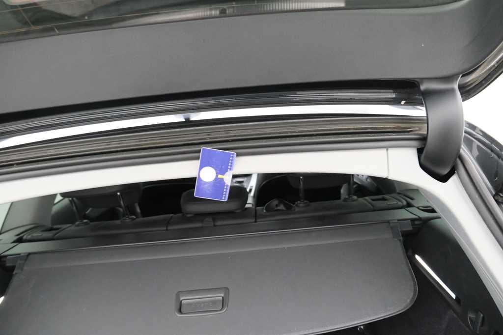 Audi A4 Avant 2017 photo 17