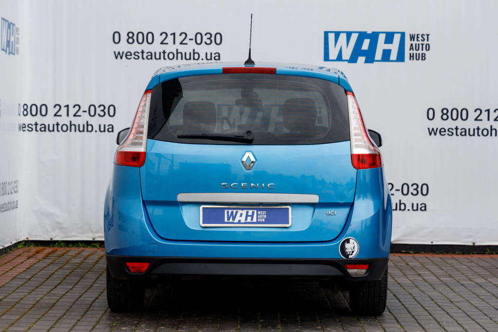 Renault Megane Scenic 2014 photo 4