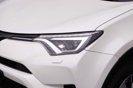 Toyota RAV4 Hybrid 2017 фото Toyota RAV4 Hybrid 2017 фото 1