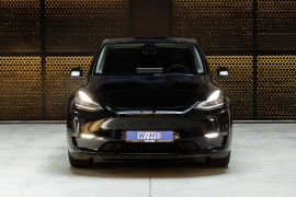 Tesla Model Y Long Range Dual Motor 2022 фото Tesla Model Y Long Range Dual Motor 2022 фото 4