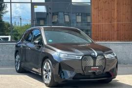 BMW iX xDrive40 2022 фото BMW iX xDrive40 2022 фото