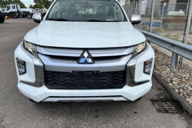 Mitsubishi L200 4x4 2.5D GLX Double Cab 2023 фото Mitsubishi L200 4x4 2.5D GLX Double Cab 2023 фото 1