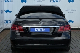 Mercedes-Benz E-Class 2015 4Matic фото Mercedes-Benz E-Class 2015 4Matic фото 4
