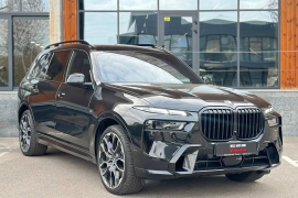BMW X7 40d 2024 фото BMW X7 40d 2024 фото