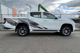 Mitsubishi L200 4x4 2.5D GLX Double Cab 2023 фото Mitsubishi L200 4x4 2.5D GLX Double Cab 2023 фото 3