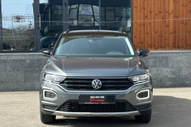 Volkswagen T-Roc 2021 фото Volkswagen T-Roc 2021 фото 1