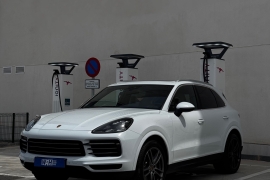 Porsche Cayenne 2019 фото Porsche Cayenne 2019 фото 1