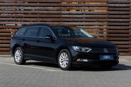 Volkswagen Passat B8 2015 фото Volkswagen Passat B8 2015 фото 4