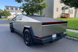 Tesla Cybertruck Dual Motor 120 kWh 2024 фото Tesla Cybertruck Dual Motor 120 kWh 2024 фото 4