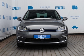 Volkswagen e-Golf 2018 фото Volkswagen e-Golf 2018 фото 2