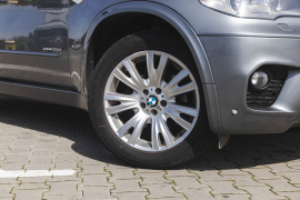 BMW X5 2010 фото BMW X5 2010 фото 4