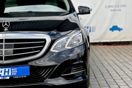 Mercedes-Benz E-Class 2015 4Matic фото Mercedes-Benz E-Class 2015 4Matic фото 2