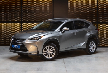 Lexus NX 300H 2016 фото