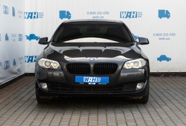 BMW 5 Series 2011 фото 2