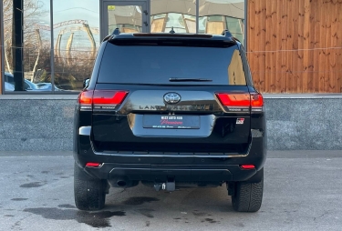 Toyota Land Cruiser 300 GUARD B6 2021 фото 4
